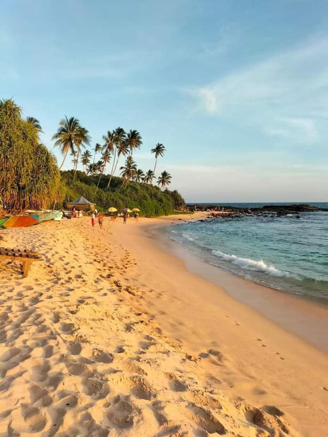 Thatched Villa Tangalle Bagian luar foto